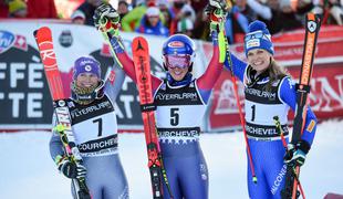 Mikaela Shiffrin premočno zmagala, Ana Drev na koncu 11.