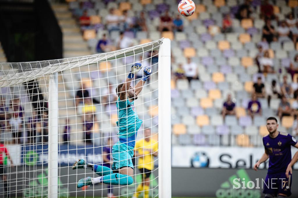 NK Maribor : NK Radomlje, 1. SNL