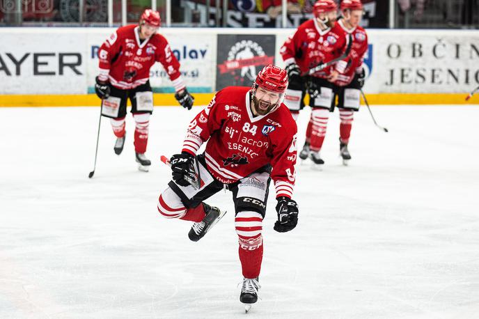 Jesenice - Olimpija | Andrej Hebar bo tudi v prihodnji sezoni igral za Jesenice. | Foto Peter Podobnik/Sportida