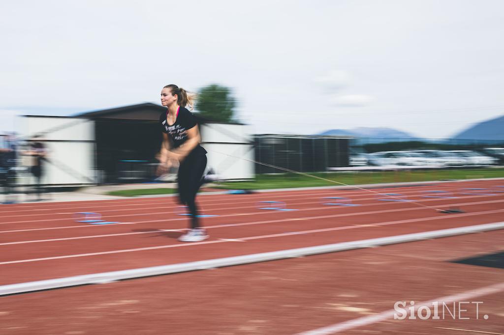 Skakalci skakalke trening Kranj