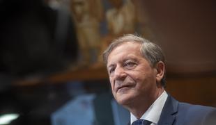 Erjavec kritikom v stranki: Kdor ne podpira moje vizije, naj kandidira