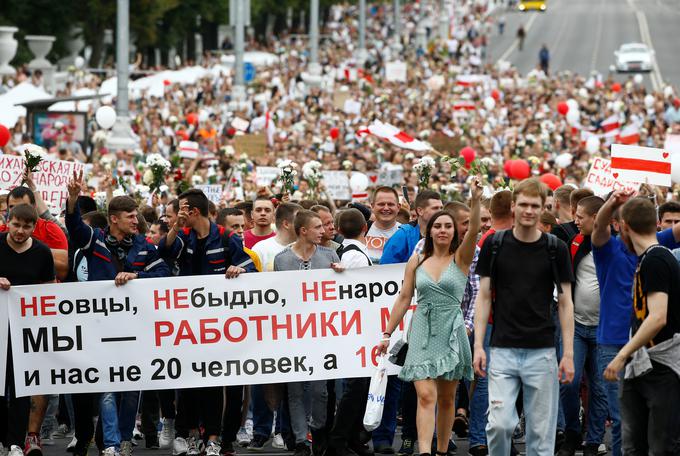 Mednarodna skupnost je volitve označila za nepoštene in nesvobodne. | Foto: Reuters