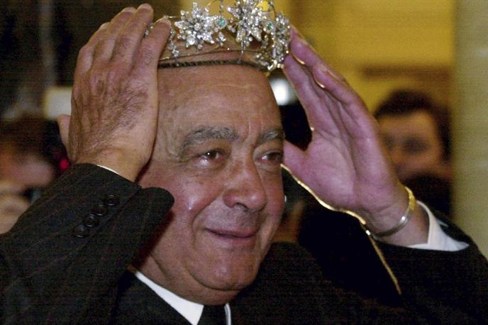 Mohamed Al Fayed | Mohamed Al Fayed leta 2001 v veleblagovnici Harrods. | Foto Guliverimage