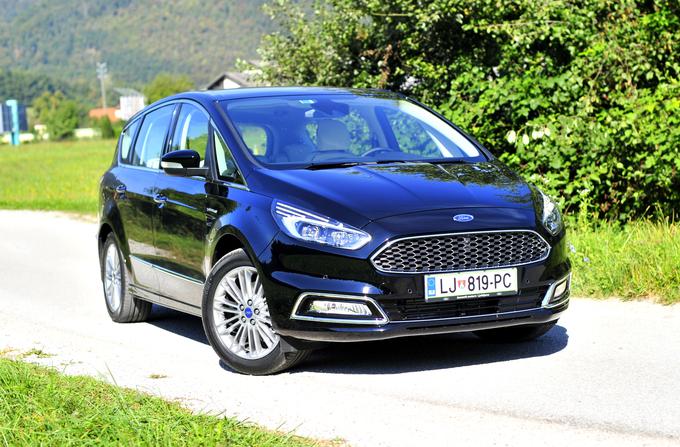 Ford S-max je poleg mondea prvi model posebne premium podznamke vignale, ki se ji bo letos pridružil še edge, predvidoma prihodnje leto pa tudi nova fiesta. | Foto: Gregor Pavšič