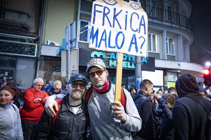 Protesti Beograd 15.03 | Jazz glasbenik Igor Mišković je bil na velikem sobotnem protestu v družbi glasbenika iz skupine Vizelj Pavlom Petrovićem. | Foto Ana Kovač