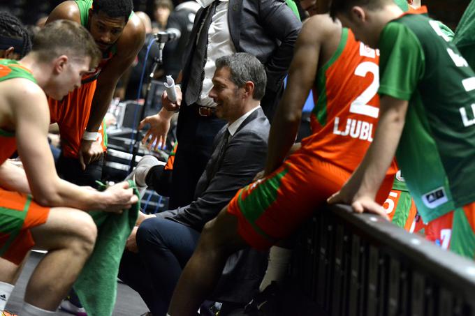 "Potrebujemo veliko več odgovornosti posameznikov v napadu in obrambi," je po porazu dejal trener Golemac. | Foto: KK Cedevita Olimpija