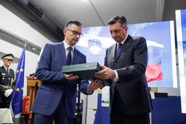 Borut Pahor, slovenska vojska