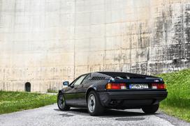 BMW M1