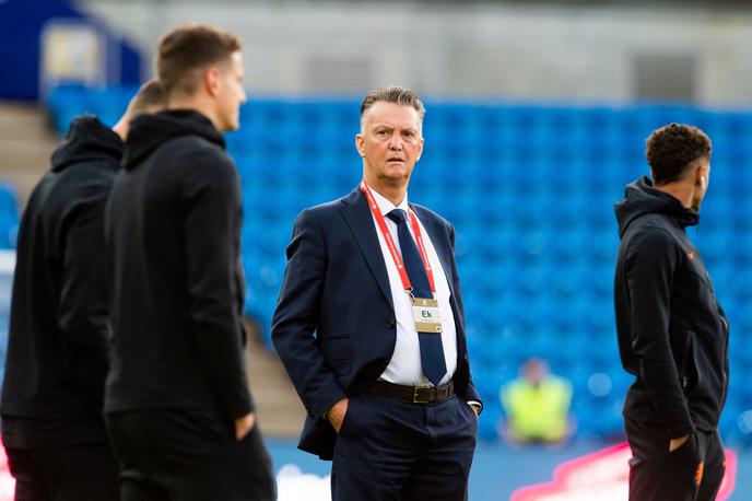 Louis van Gaal | Louis van Gaal je v nedeljo zvečer med televizijskim nastopom sporočil, da se zdravi za rakom.  | Foto Reuters