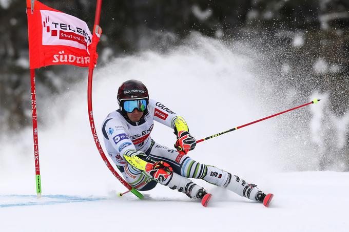 Žan Kranjec se je s posvetilom na čeladi spomnil na svojega pokojnega očeta.  | Foto: Reuters