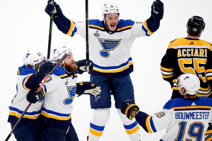 St. Louis Blues | Hokejisti St. Louis Blues so prvič v zgodovini osvojili Stanleyev pokal. | Foto Reuters