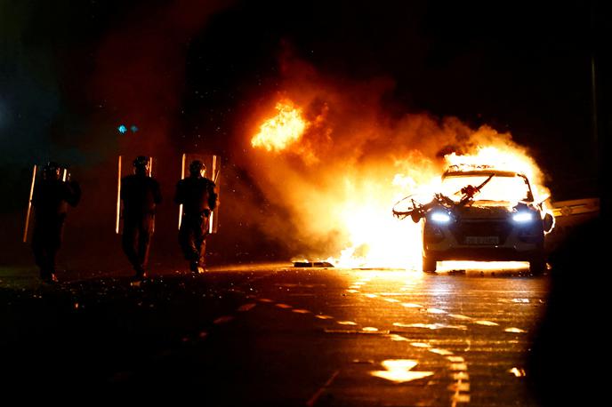 Dublin, izgredi | Storilca trenutno zdravijo v bolnišnici, nato pa ga bodo zaslišali policisti, poroča RTE.  | Foto Reuters