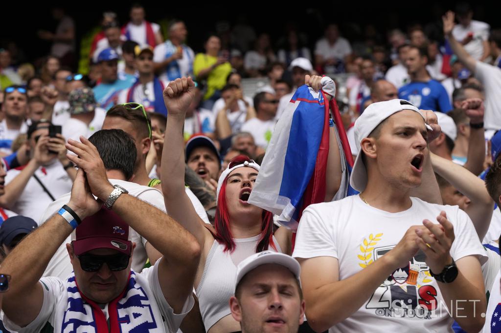 Euro 2024 München Slovenija Srbija navijači