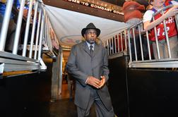 Umrl je Moses Malone, legenda košarkarske lige NBA