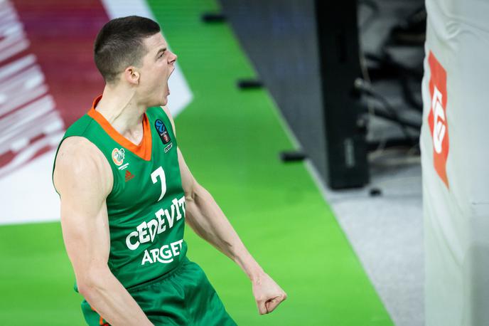 Amar Alibegović | Cedevita Olimpija je prišla do prve evropske zmage v tej sezoni. Amara Alibegović je bil danes nezgrešljiv iz igre. | Foto Vid Ponikvar