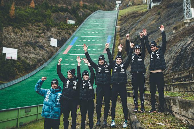 Zoran Zupančič s šesterico, ki bo danes odprla sezono. Slovenski tabor je med cilje vpisal olimpijsko kolajno in zmago v pokalu narodov. | Foto: Grega Valančič/Sportida