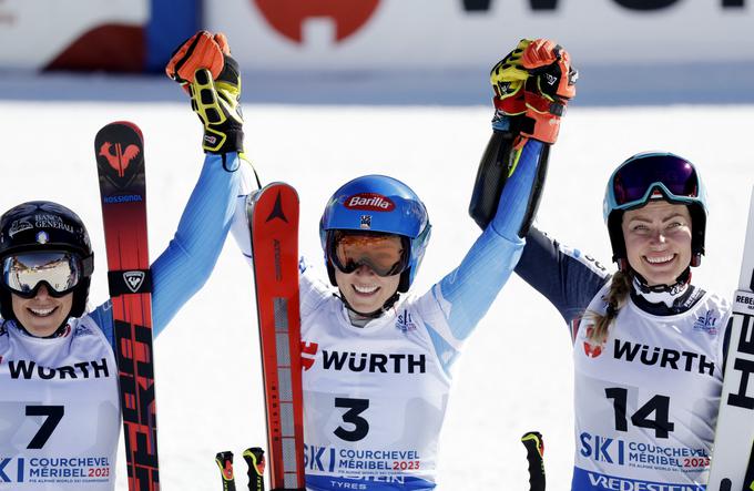 Američanki sta na zmagovalnem odru delali družbo Italijanka in Norvežanka. | Foto: Reuters