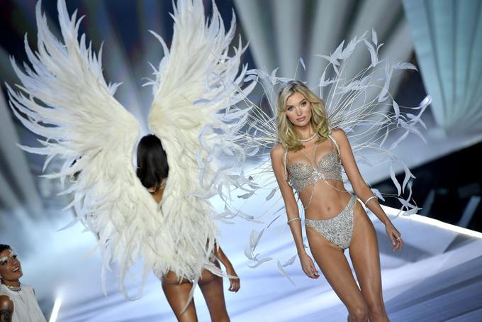 Letos je najprestižnejši modrček večera nosila Elsa Hosk. | Foto: Getty Images