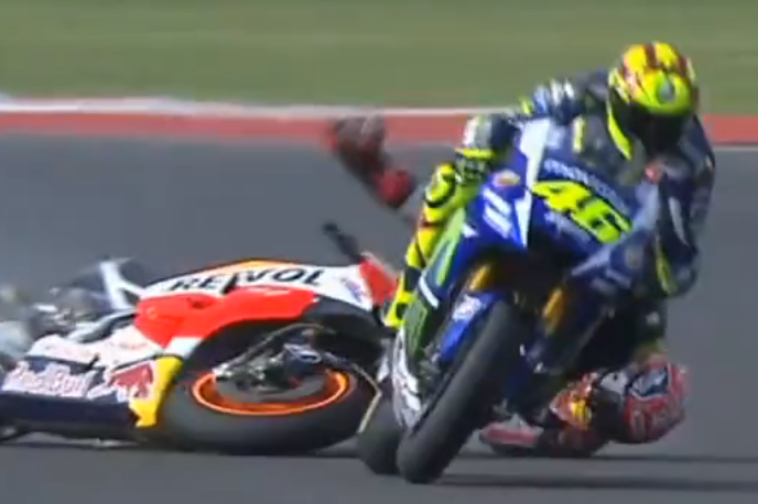 Valentino Rossi, Marc Marquez | Foto YouTube