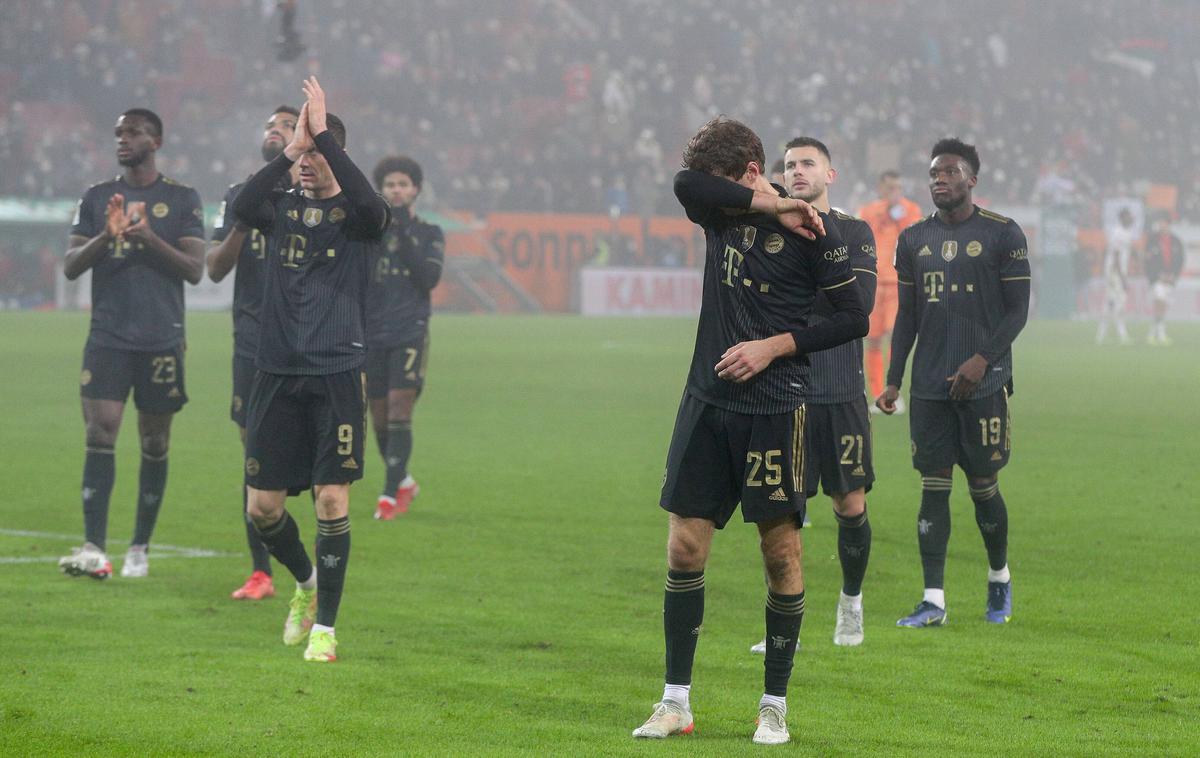 Bayern München | Bayern je doživel poraz v Augsburgu. | Foto Guliverimage