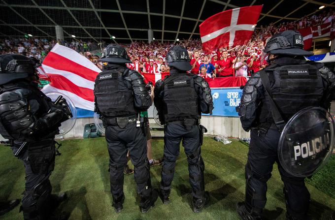 Lani je v Ljubljano na kvalifikacijsko tekmo za Euro 2024 prišlo veliko Dancev. Med njimi so bili tudi naši sogovorniki. | Foto: Vid Ponikvar