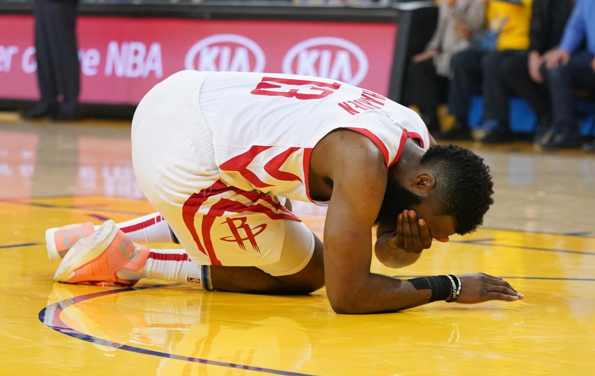 James Harden | Houston se je znašel v velikih težavah. | Foto Reuters