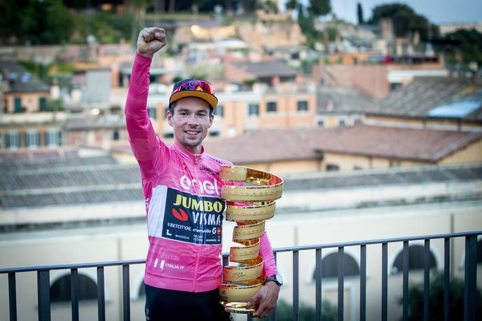 Primož Roglič Giro Rim | Primož Roglič vsaj javno o nastopu na letošnjem Touru ne razmišlja, pravi, da bo poskušal uživati v zmagi na Giru.  | Foto Ana Kovač