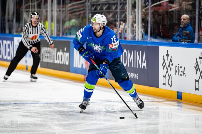 SP v hokeju 2023, slovenska hokejska reprezentanca : Slovaška, Blaž Gregorc | Reprezentančni branilec Blaž Gregorc bo do konca sezone igral za Gradec. | Foto Guliverimage