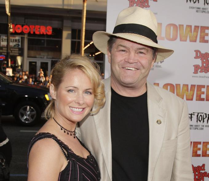 Ami in njen oče Micky Dolenz leta 2007 | Foto: Getty Images