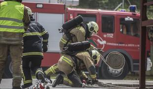 Ob požaru na Sveti gori se slišijo poki nabojev