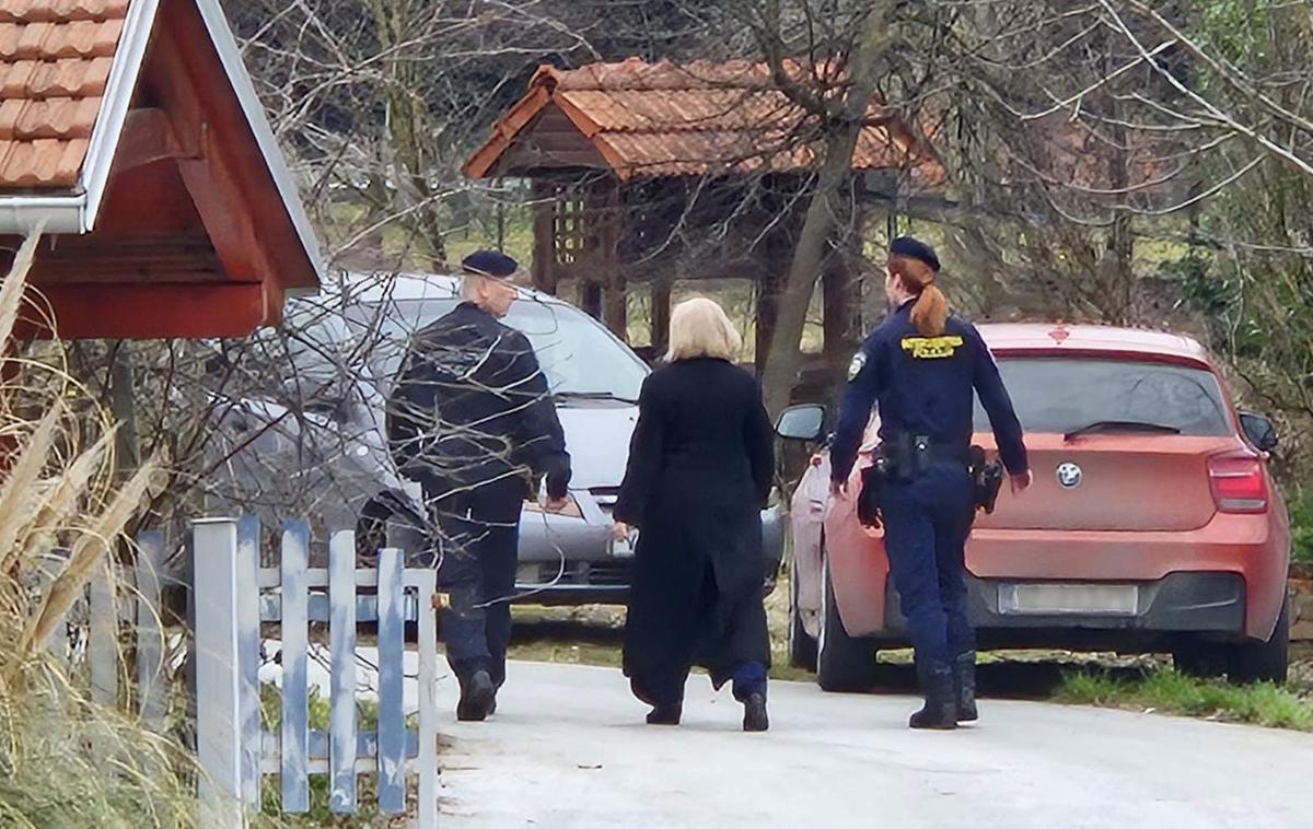 Barbara Antolić Vupora | Barbaro Antolić Vuporo in druge osumljence je policija aretirala v torek. | Foto STA