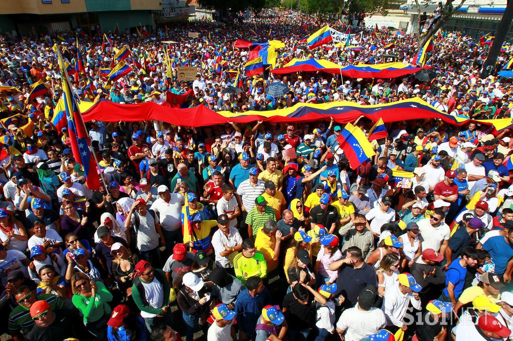 Venezuela Caracas protesti Maduro Guaido