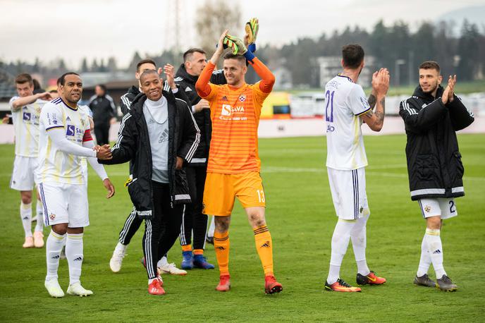 NK Triglav NK Maribor | Mariborčani so ob Celju in Gorici vseskozi v najmočnejši slovenski ligi. Osvojili so kar 14 državnih naslovov. | Foto Vid Ponikvar