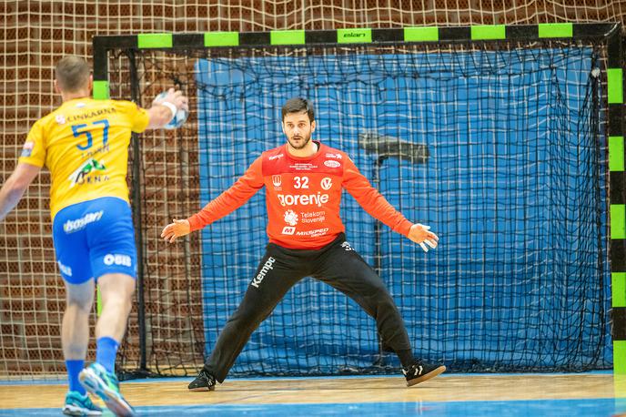 Emir Teletović - Gorenje Velenje | Vratar Emir Teletović ostaja v Velenju. | Foto Jurij Vodušek/Sportida