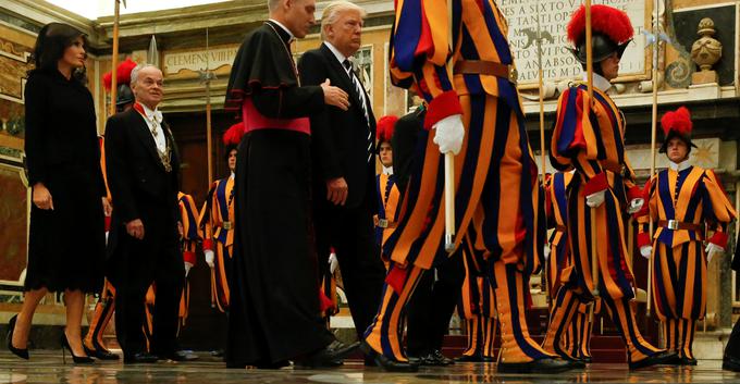 papež, Frančišek, Donald trump, melania Trump | Foto: Reuters