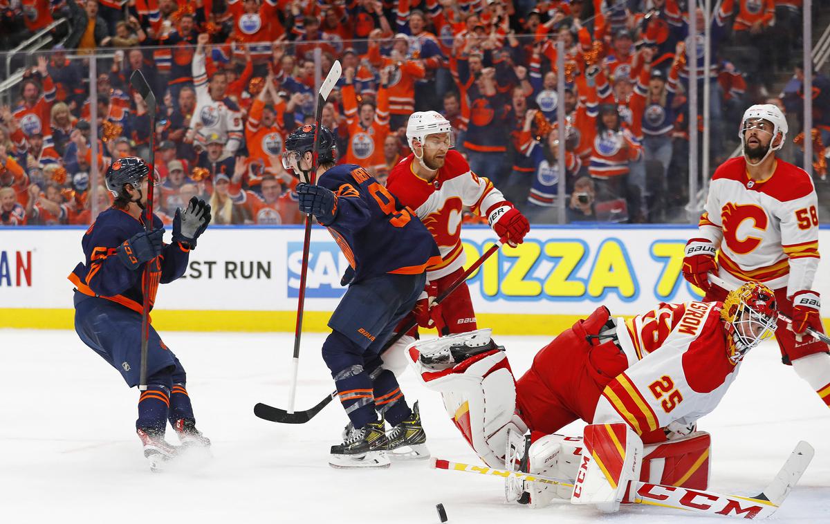 Ryan Nugent-Hopkins Edmonton | Ryan Nugent-Hopkins je proti Calgaryju dosegel dva zadetka. | Foto Reuters