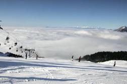 Koliko bo treba za smučanje odšteti v Sloveniji in koliko čez mejo