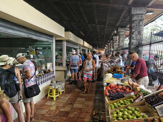 Kotor, tržnica | Foto: Nina Vogrin