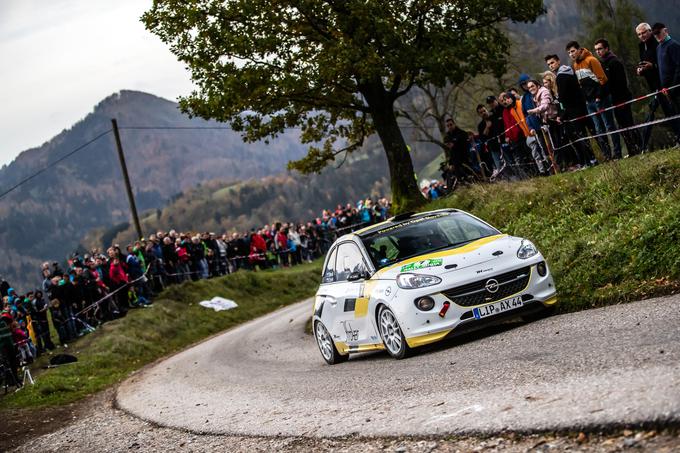 Tim Novak in Uroš Ocvirk (opel adam R2) - državna prvaka med dvokolesno gnanimi dirkalniki. | Foto: WRC Croatia