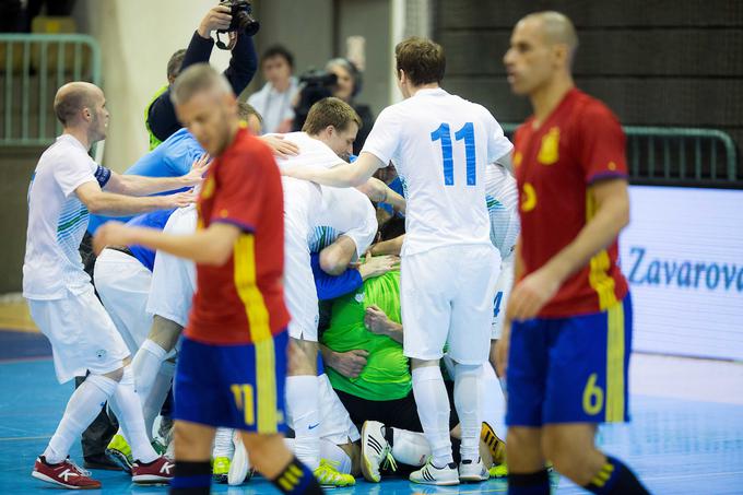 Slovenska reprezentanca v futsalu je leta 2016 senzacionalno premagala Španijo v Mariboru. | Foto: Vid Ponikvar