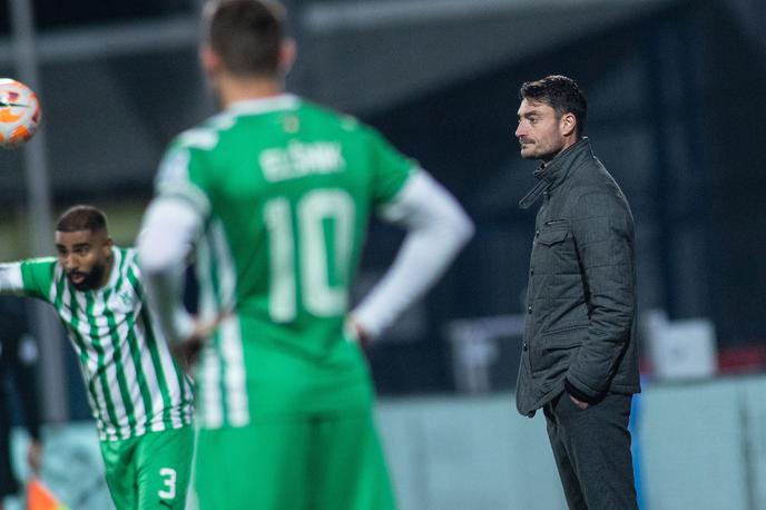 NK Domžale : NK Olimpija Albert Riera | Albert Riera je na dobri poti, da uresniči cilj in Olimpijo popelje do državnega naslova. | Foto Nik Moder/Sportida