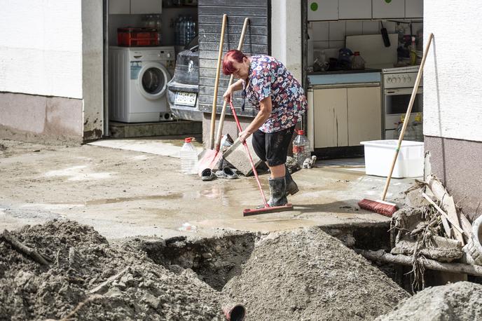 Koroška | Krajani Črne na Koroškem so dobili navodila, da na obrazce za popis škode po poplavah navedejo le osnovne podatke.  | Foto Ana Kovač