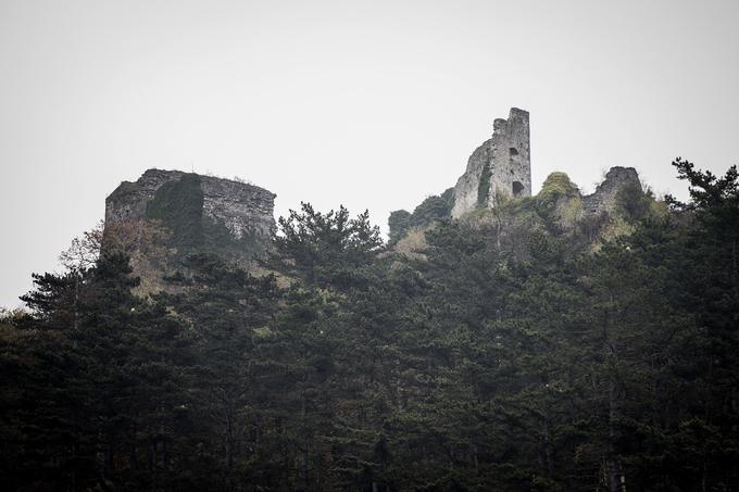 Občudujte ostaline mogočnega gradu. | Foto: Ana Kovač