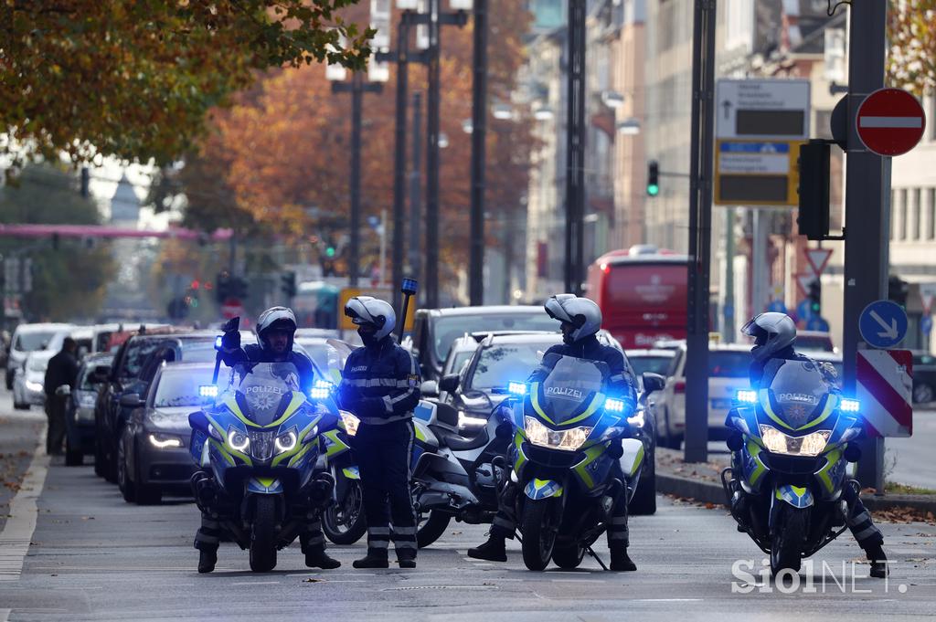 Policija nad protestnike v Frankfurtu