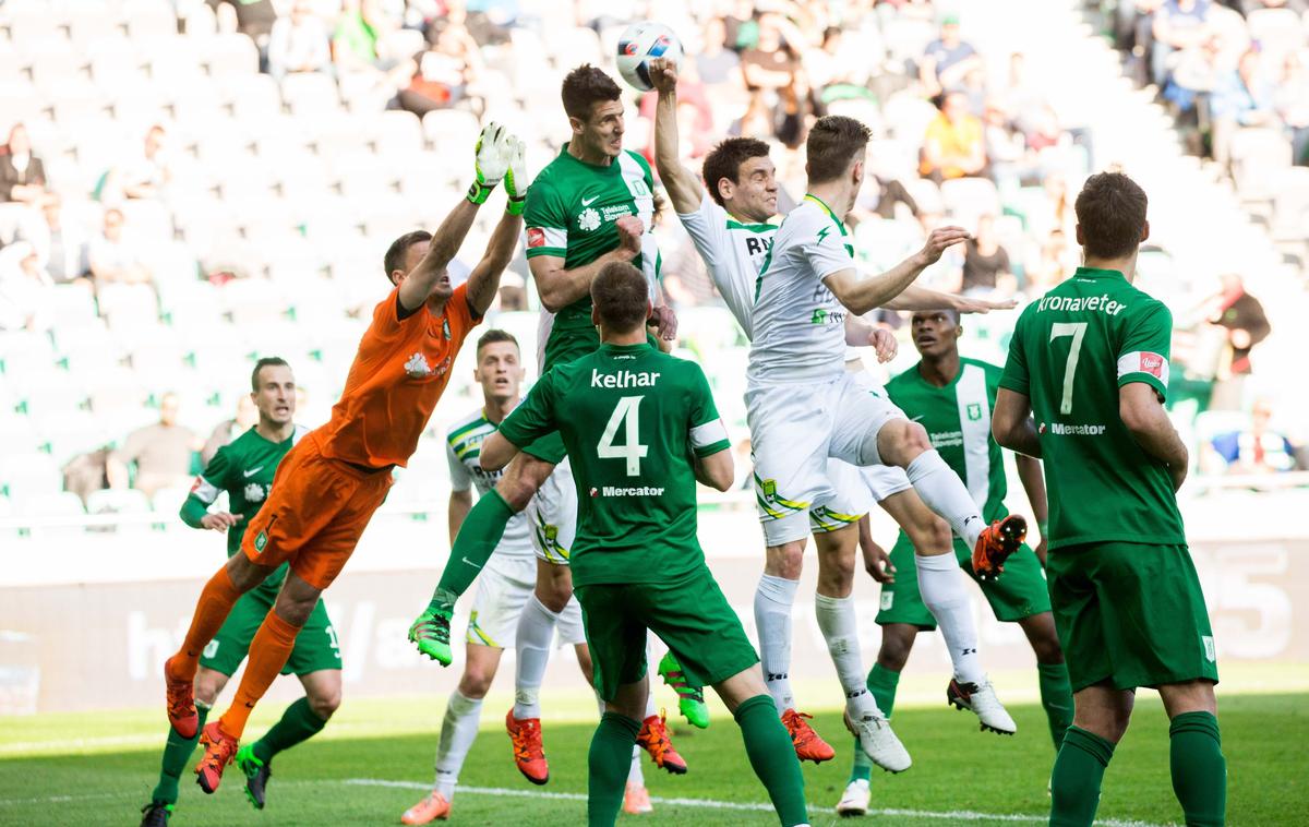 Olimpija gosti Zavrč. | Foto Vid Ponikvar