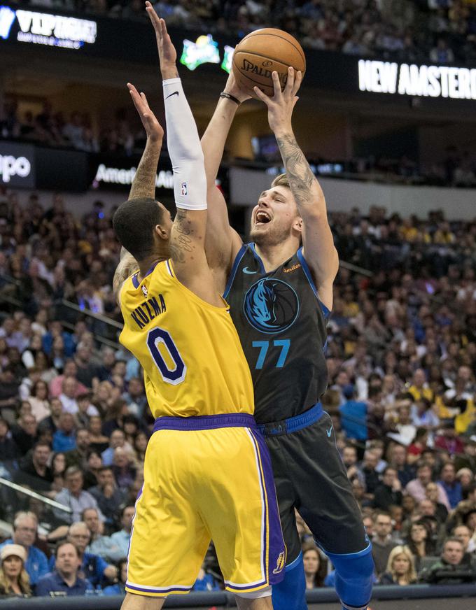 Po krajši odsotnosti - izpustil je dve tekmi - se je v ekipo Los Angeles Lakers vrnil Kyle Kuzma. Zgrešil je uvodnih osem metov iz igre, a se v nadaljevanju razigral in na koncu ob skromnem metu 4/20 dosegel 13 točk. | Foto: Reuters