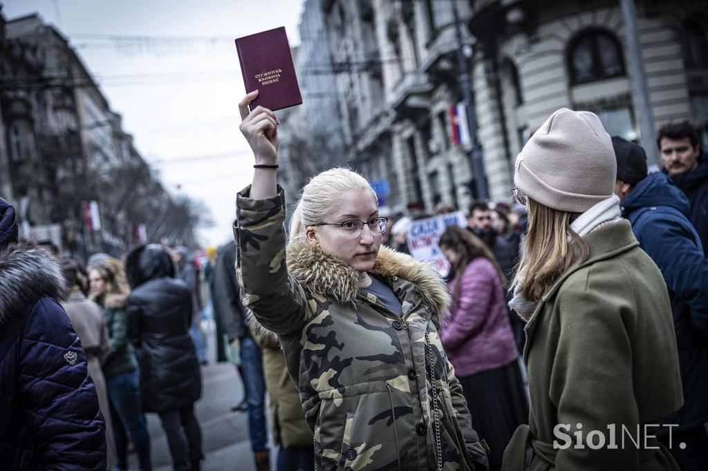 15 minut tišine v Beogradu