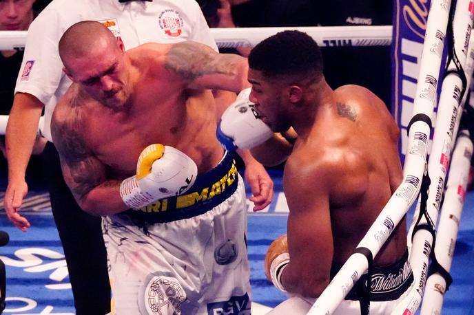 Oleksandr Usik - Anthony Joshua | Oleksandr Usik si želi, da bi se povratni dvoboj z Anthonyjem Joskuo odvil v Kijevu. | Foto Guliverimage