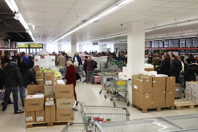 Notranjost trgovine Mere v Leipzigu. Trgovine Mere veljajo za tako imenovani trdi diskont. | Foto: Guliverimage/Vladimir Fedorenko