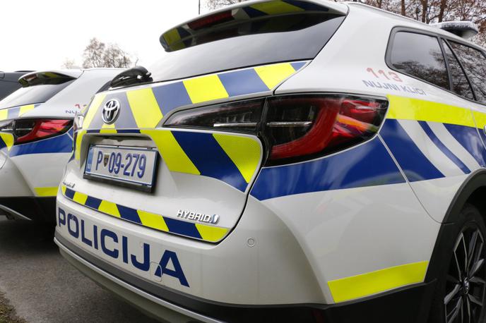 Policija Toyota | "Zdravstveno osebje, ki jih je čakalo pri vhodu na urgenco, je dečku nudilo takojšnjo pomoč," je sporočila policija. | Foto policija